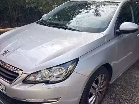 Peugeot 308 1.2 THP 130