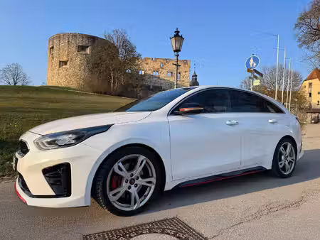 Kia Ceed 1.6 T GDi 204