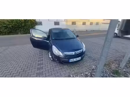 Opel Corsa 1.4 87 Satellite