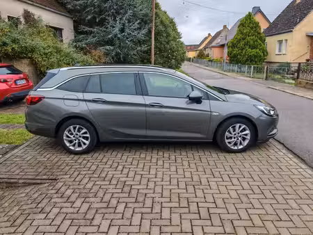 Opel Astra 1.6 100