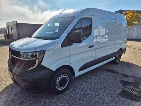 Renault Master E-Tech 143