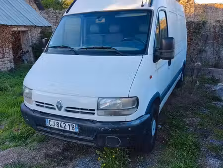 Renault Master 2.5 dCi 120