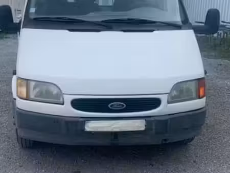 Ford Transit 2.5 76
