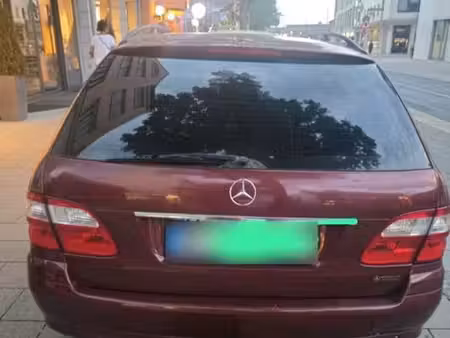 Mercedes-Benz Classe E E 200
