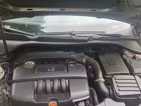 Volkswagen Golf 1.6 102