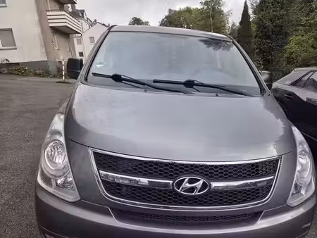 Hyundai H1 2.5