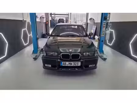 BMW Série 3 323i 2.5 170