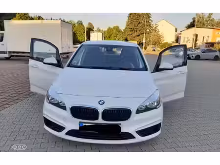 BMW Série 2 218i 1.5 136
