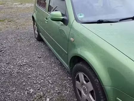 Volkswagen Golf 1.6