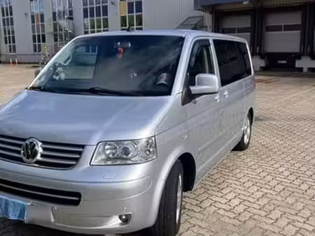 Volkswagen Transporter T5 2.5 TDI 174 Highline