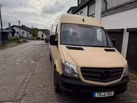 Mercedes-Benz Sprinter 313 2.1 129