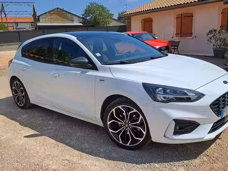Ford Focus 1.0 155 ST Line