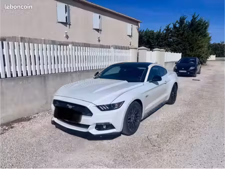 Ford Mustang GT V8 5.0 421