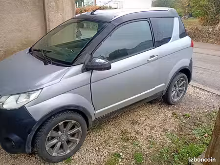 Aixam Crossover 