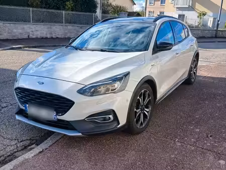 Ford Focus 1.0 125