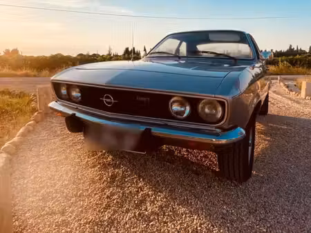 Opel Manta 