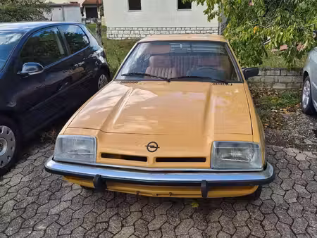 Opel Manta 
