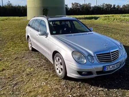 Mercedes-Benz Classe E E 200 Classic