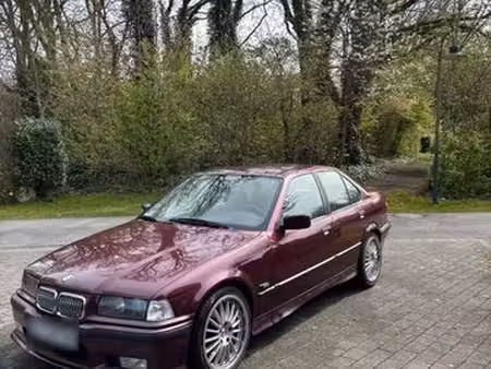 BMW Série 3 323i 2.5 170