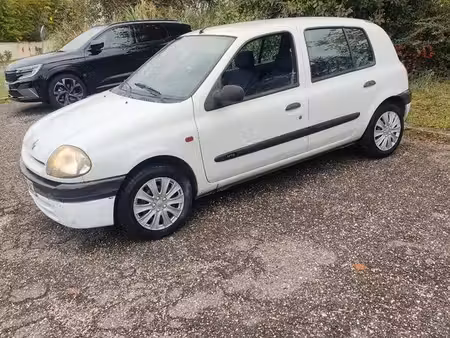 Renault Clio 1.2 58