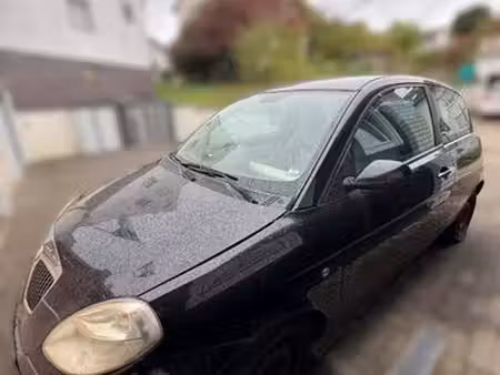 Lancia Ypsilon 1.4 95