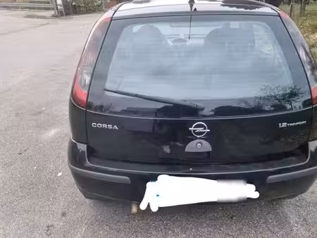 Opel Corsa 1.2 80