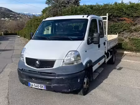 Renault Master 2.5 dCi 120