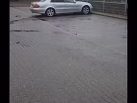 Mercedes-Benz Classe E E 220 2.1 150