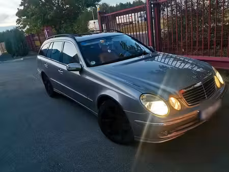 Mercedes-Benz Classe E E 270 177