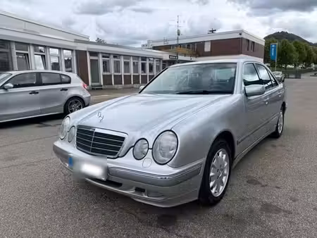 Mercedes-Benz Classe E E 240 V6 2.6 170 Elegance