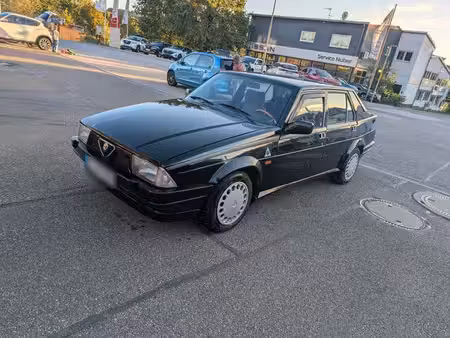 Alfa Romeo 75 