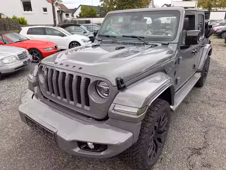 Jeep Wrangler Sahara