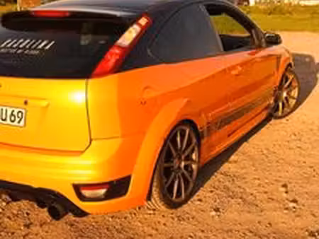 Ford Focus ST 2.5 225