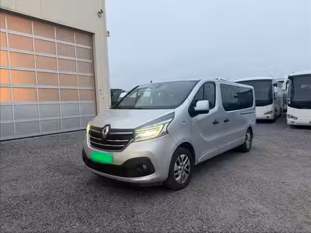 Renault Trafic dCi 145
