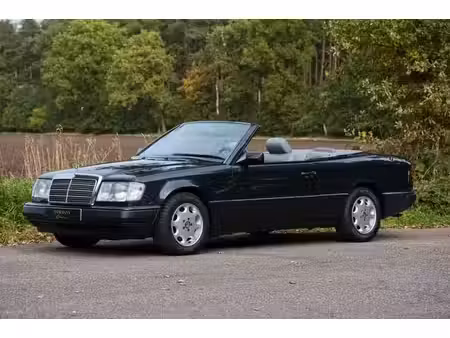 Mercedes-Benz Classe E E 300