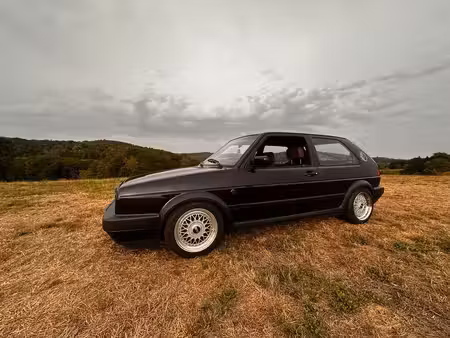 Volkswagen Golf 2.0 90