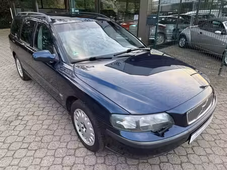 Volvo V70 2.4 200