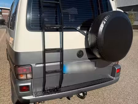 Volkswagen Transporter T4 2.5 TDI 102