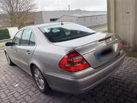 Mercedes-Benz Classe E E 200 2.1 122
