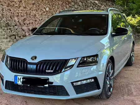 Škoda Octavia RS 2.0 245