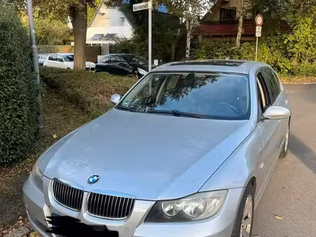 BMW Série 3 325i 2.5 218