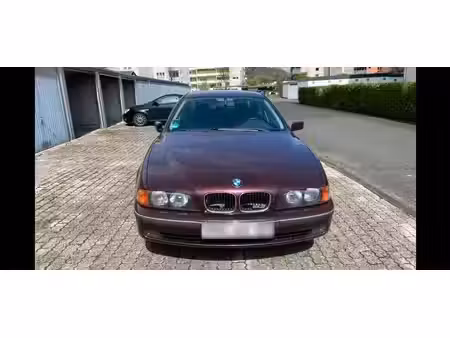 BMW Série 5 528i 2.8 193