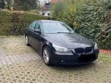 BMW Série 5 520i 2.2 170