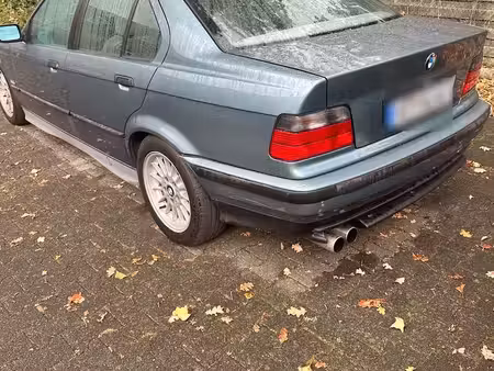 BMW Série 3 318i 1.8