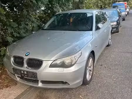BMW Série 5 530i 3.0 258