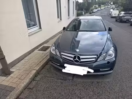 Mercedes-Benz Classe E E 200