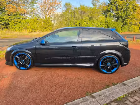 Opel Astra OPC OPC Line