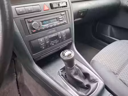 Audi A4 1.6 100