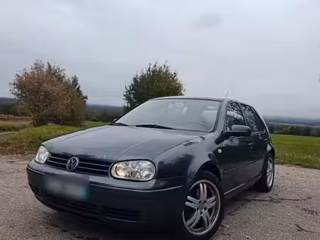 Volkswagen Golf 1.9 TDI 130