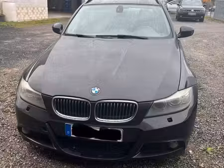 BMW Série 3 330d 3.0 245
